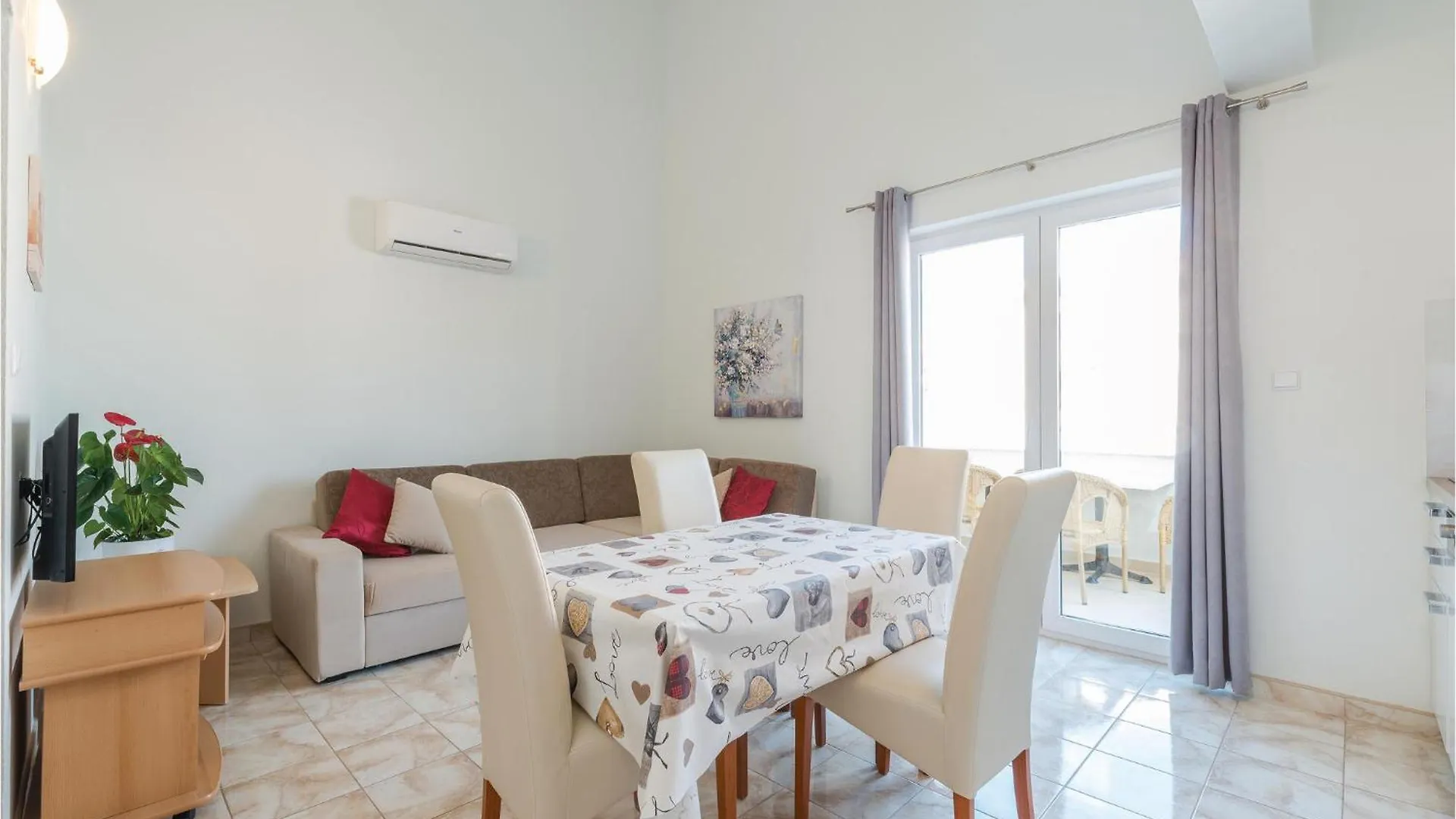 Beautiful Apartment In Povljana With Wifi Croatia