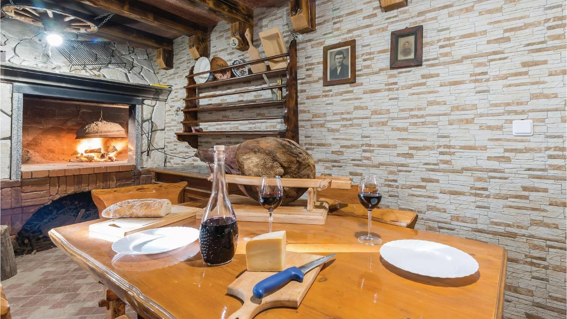 Beautiful Apartment In Povljana With Wifi